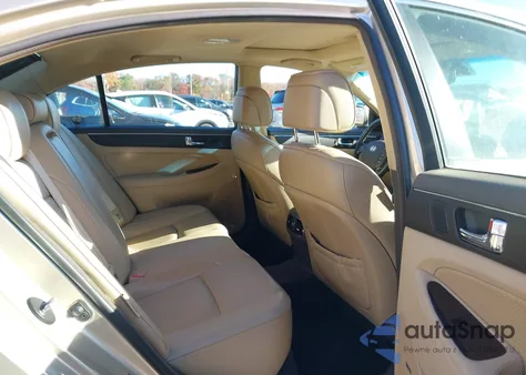 2009 Hyundai Genesis 3.8 z USA, uszkodzony, nr VIN KMHGC46E69U026572